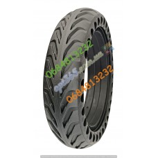 Покрышка литая 8.5x2, аналог 8 1/2х2, 50/75-6.1, Боковая перфорация